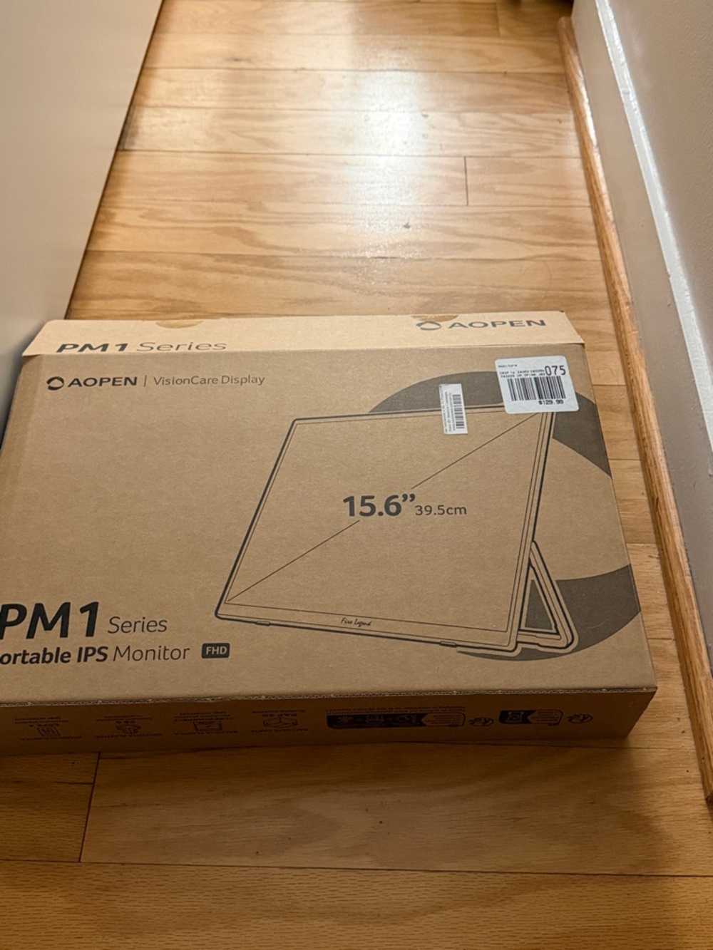 15.6" Portable External Monitor - Black - Picture 3 of 4